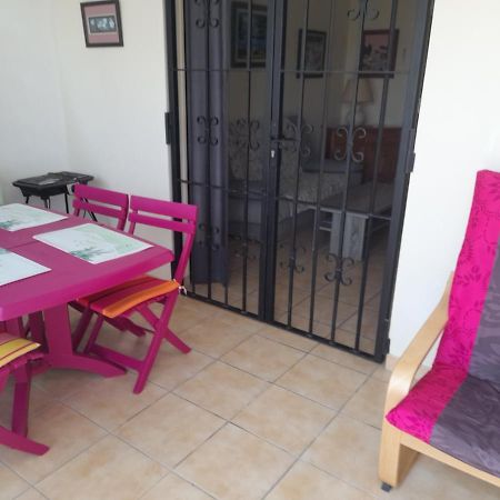 Logement Calme Proche Mer, 4 Personnes, St Aygulf เฟรฌูส ภายนอก รูปภาพ